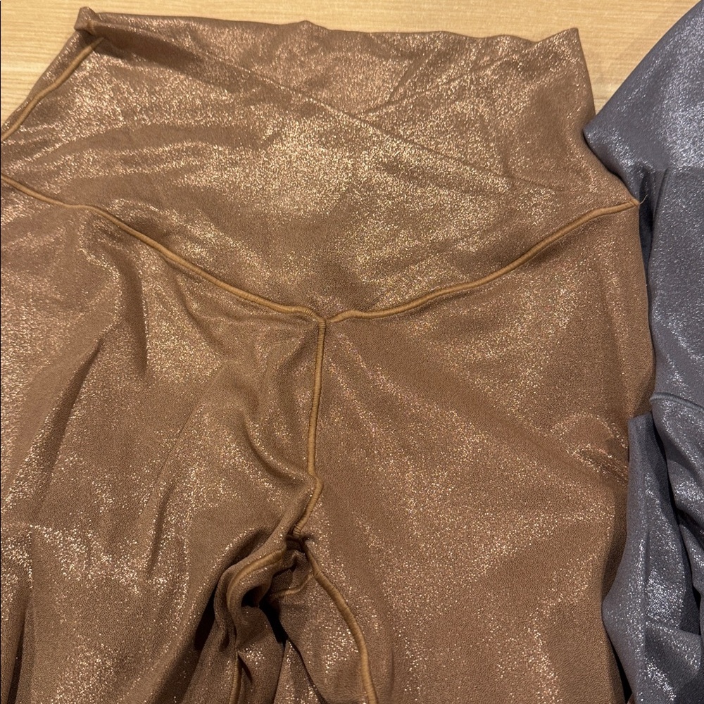 Offline by AERIE Shimmering Brown and Gold Leggings SHORT LENGTH ***** - Picture 5 of 6
